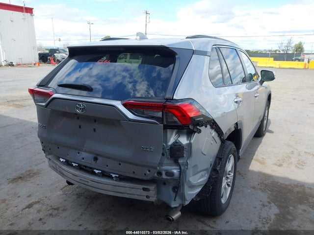 2T3W1RFV4MC102645 Toyota Rav4 Xle