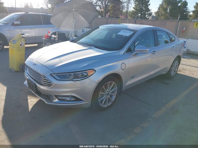 Ford Fusion Energi Titanium 2017 3FA6P0SU3HR329976 Image 2