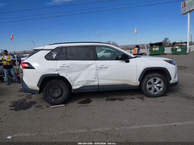 Toyota RAV4 LE 2020 2T3F1RFV9LC089017 Image 13