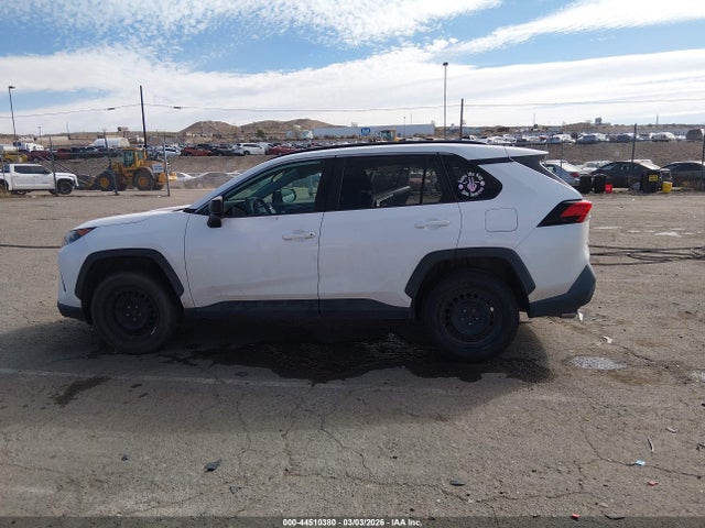 Toyota RAV4 LE 2020 2T3F1RFV9LC089017 Image 14