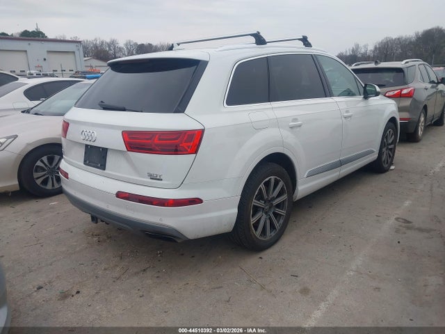 Продаж на аукціоні авто 2017 Audi Q7 3.0t Premium, vin: WA1LAAF78HD008835, номер лоту: 44510392