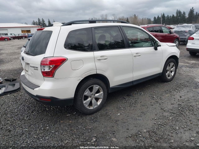 Subaru Forester 2.5i Premium 2016 JF2SJADC0GH531311 Image 4