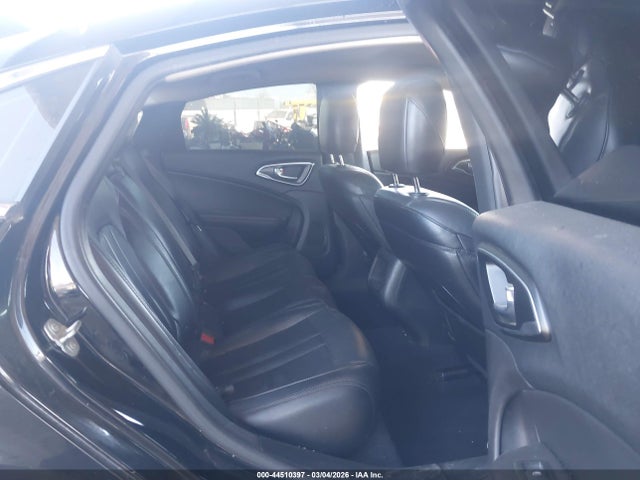 Aukcja sprzedaży 2016 Chrysler 200 Limited Platinum, vin: 1C3CCCAB6GN173092, numer aukcji: 44510397