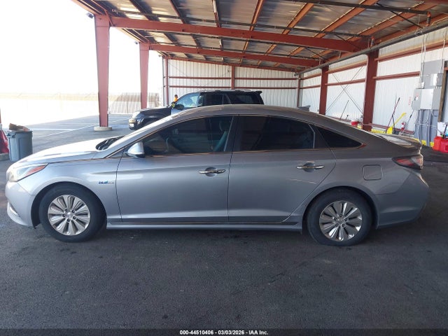 KMHE24L13HA044393 Hyundai Sonata Hybrid Se