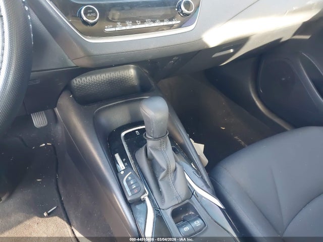 JTDEPMAE7MJ171721 Toyota COROLLA LE