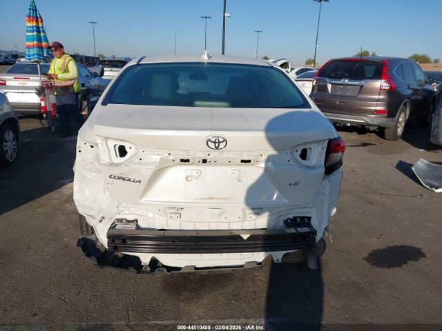 JTDEPMAE7MJ171721 Toyota COROLLA LE