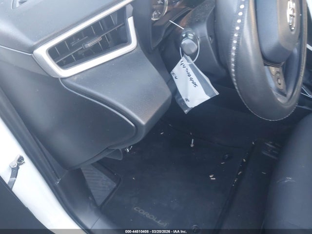 JTDEPMAE7MJ171721 Toyota COROLLA LE