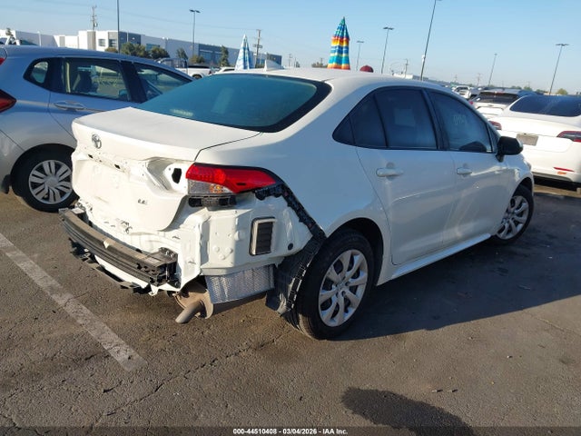 JTDEPMAE7MJ171721 Toyota COROLLA LE