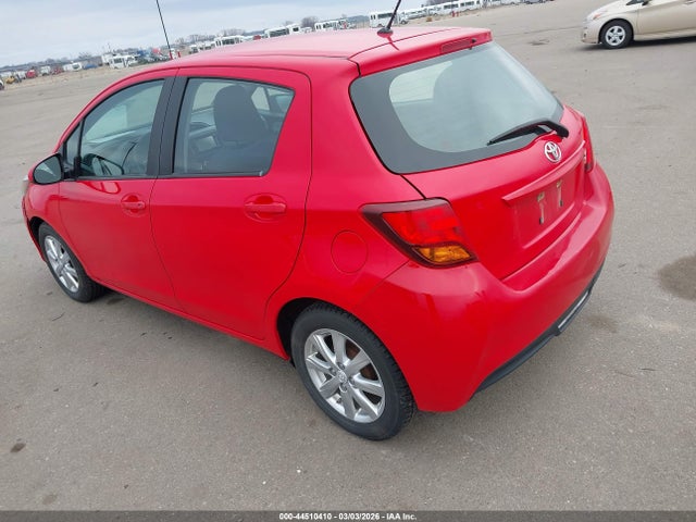 Toyota YARIS LE 2015 VNKKTUD31FA022286 Image 3