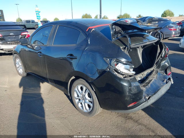 3MYDLBZV0GY137413 Scion IA