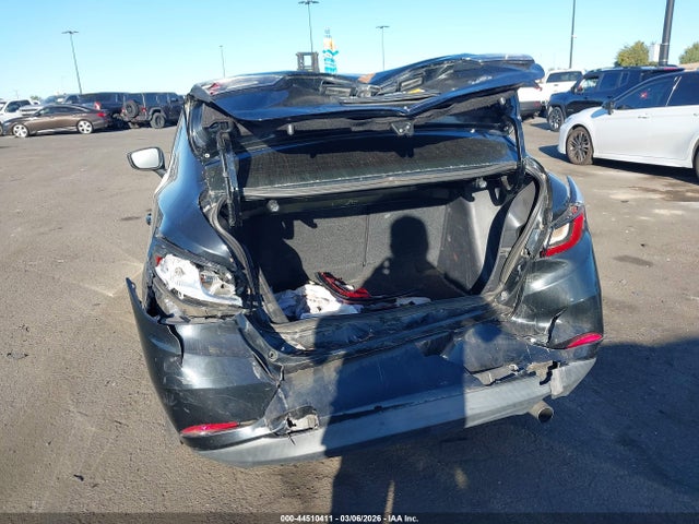3MYDLBZV0GY137413 Scion IA