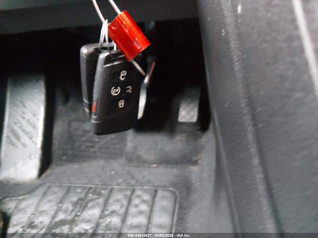 44510427 :رقم المزاد ، 3VV2B7AX4NM047920 vin ، 2022 Volkswagen Tiguan 2.0t Se مزاد بيع