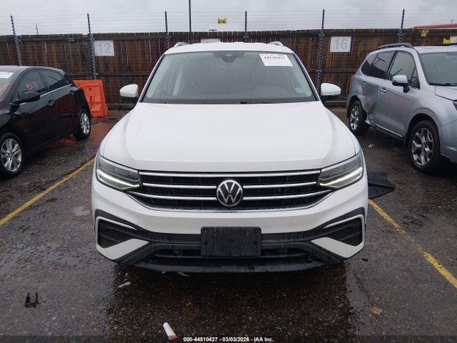 44510427 :رقم المزاد ، 3VV2B7AX4NM047920 vin ، 2022 Volkswagen Tiguan 2.0t Se مزاد بيع