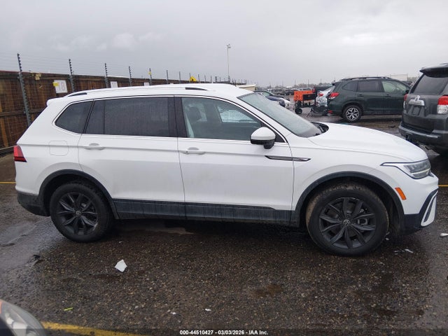 44510427 :رقم المزاد ، 3VV2B7AX4NM047920 vin ، 2022 Volkswagen Tiguan 2.0t Se مزاد بيع