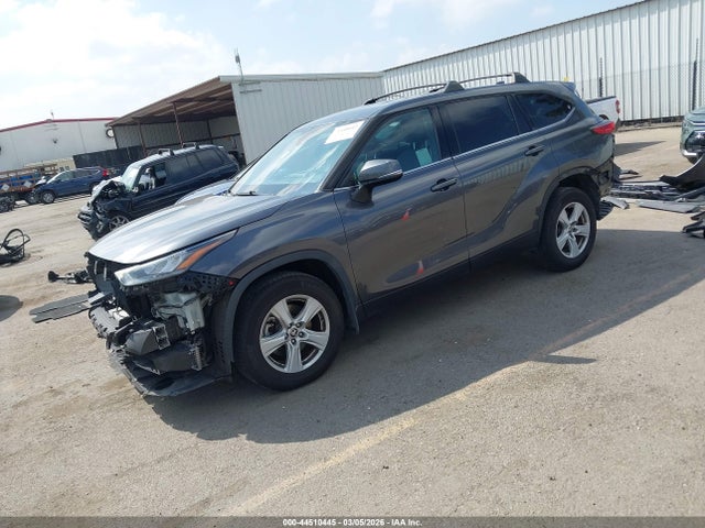 Toyota Highlander L 2020 5TDCZRBH5LS024225 Image 2