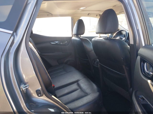JN1BJ1CP6JW165363 Nissan Rogue Sport Sl