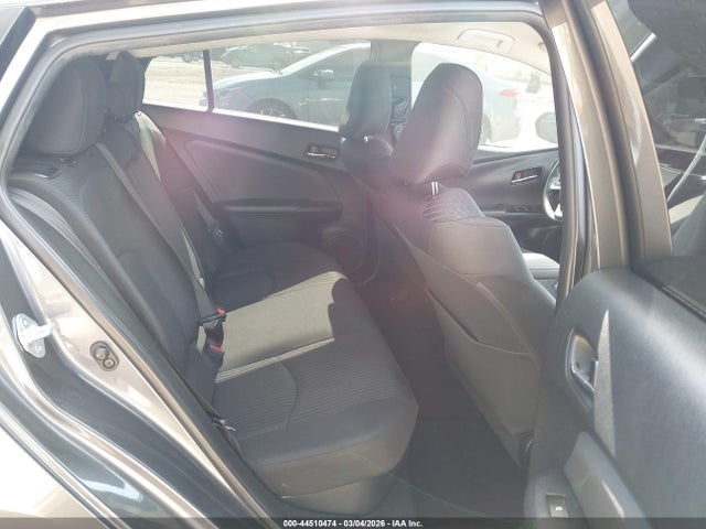 Toyota Prius Two 2016 JTDKBRFU3G3018647 Image 8
