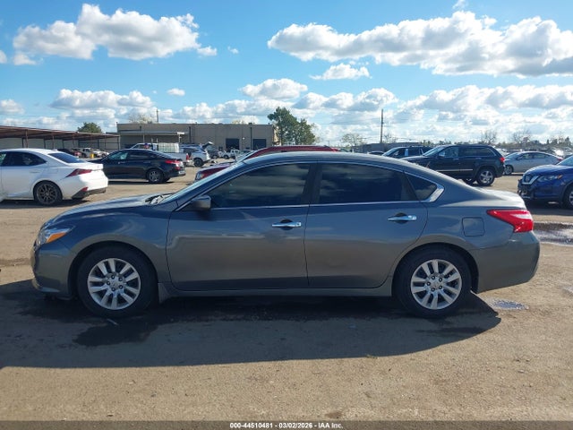 Продажа на аукционе авто 2017 Nissan Altima 2.5 S, vin: 1N4AL3AP7HC273736, номер лота: 44510481