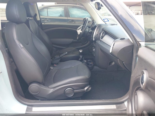 2012 MINI COOPER WMWSU3C5XCT369146 Photo 4