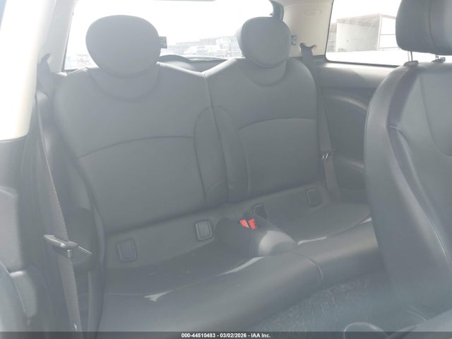 2012 MINI COOPER WMWSU3C5XCT369146 Photo 7
