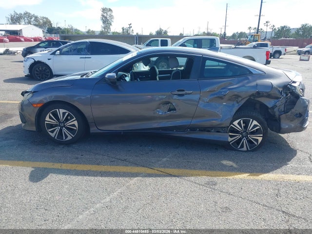 Продаж на аукціоні авто 2017 Honda Civic Ex-t, vin: 2HGFC3B38HH351144, номер лоту: 44510485