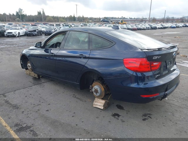 2015 BMW 335I GRAN TURISMO WBA3X9C54FD868876 Photo 2
