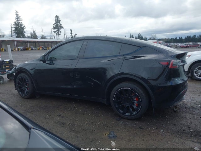 Продажа на аукционе авто 2022 Tesla Model Y Long Range Dual Motor All-wheel Drive, vin: 7SAYGDEE1NF507771, номер лота: 44510552