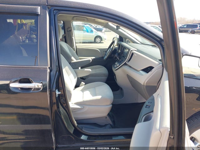 Toyota Sienna 2020 5TDZZ3DC4LS087633 Image 19