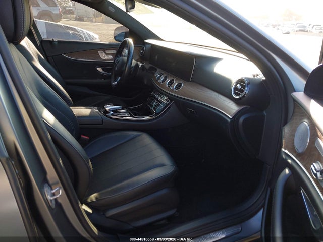 WDDZF4JB0HA291155 Mercedes-Benz E 300