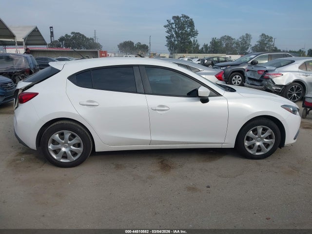 3MZBM1J77GM266490 Mazda Mazda3 I Sport