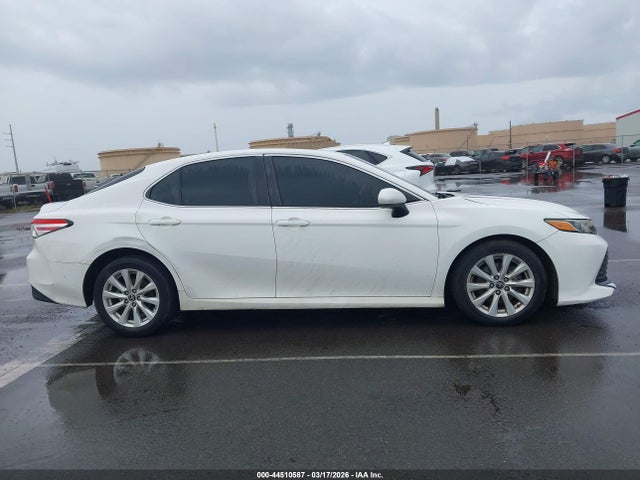 4T1B11HK7JU552067 Toyota CAMRY LE