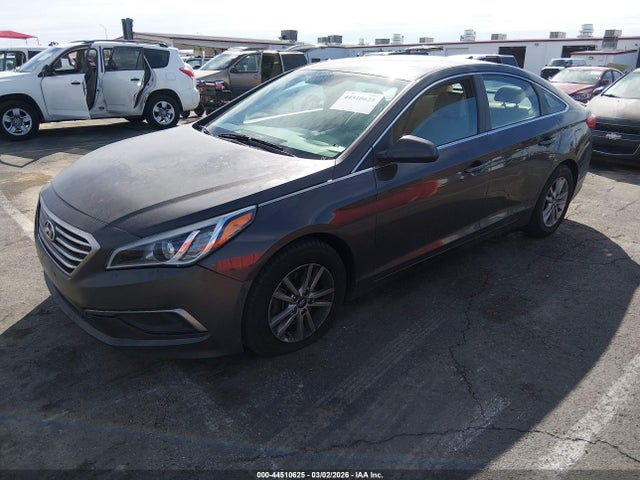 Hyundai SONATA SE 2016 5NPE24AF1GH402987 Image 2