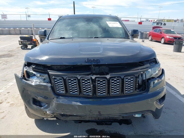 1C4RJEAG0HC965562 Jeep Grand Cherokee Altitude 4x2