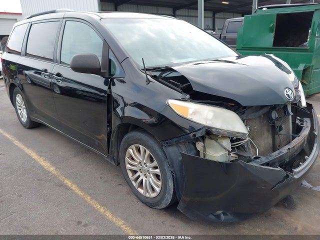 2014 TOYOTA SIENNA 5TDYK3DC5ES455126