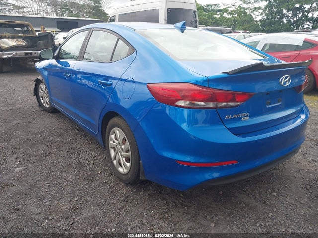 2017 HYUNDAI ELANTRA KMHD74LF3HU422039 Photo 2