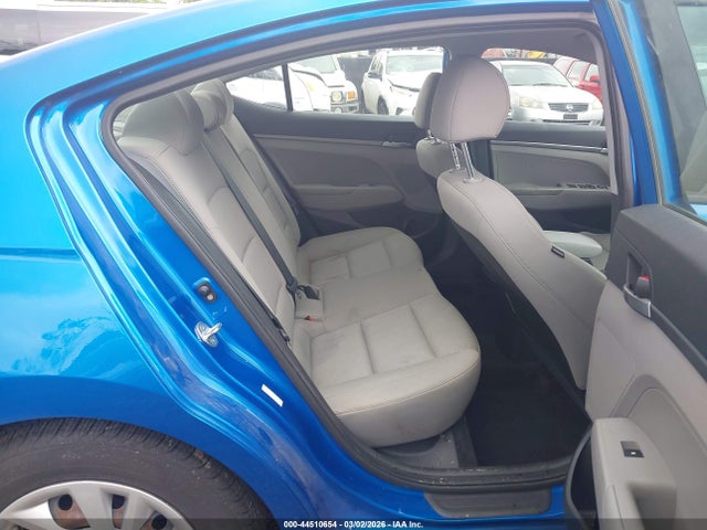 2017 HYUNDAI ELANTRA KMHD74LF3HU422039 Photo 7
