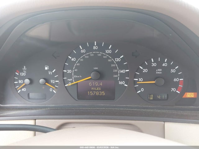 44510656 :رقم المزاد ، WDBJF65J2YB120694 vin ، 2000 Mercedes-benz E 320 مزاد بيع