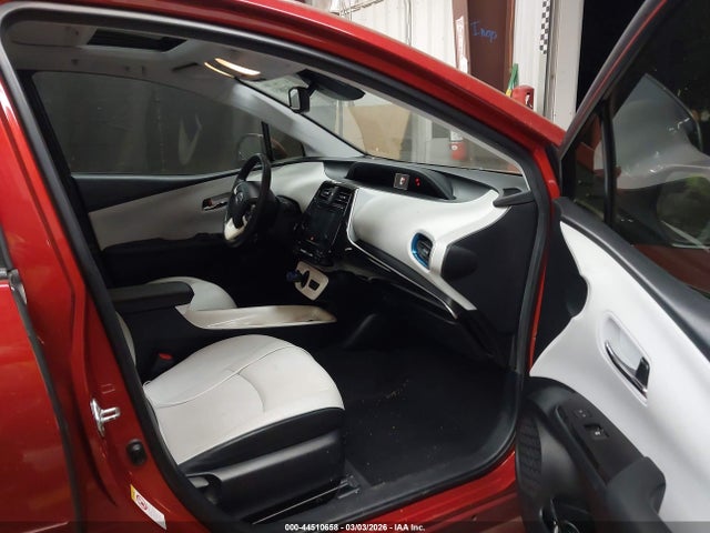Toyota Prius Four 2016 JTDKARFU8G3512425 Image 5