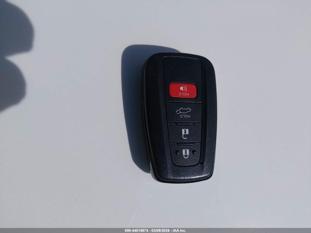 5TDHZRBH6LS024904 Toyota Highlander Xle