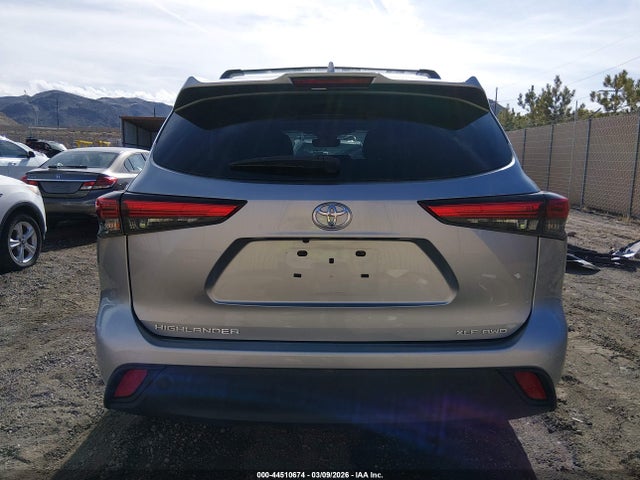 5TDHZRBH6LS024904 Toyota Highlander Xle