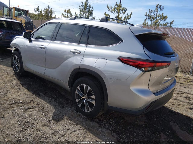 5TDHZRBH6LS024904 Toyota Highlander Xle
