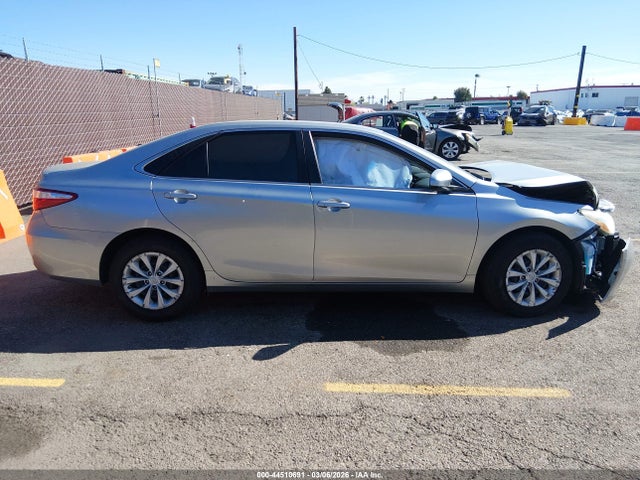 Toyota CAMRY LE 2015 4T4BF1FK6FR500186 Image 13