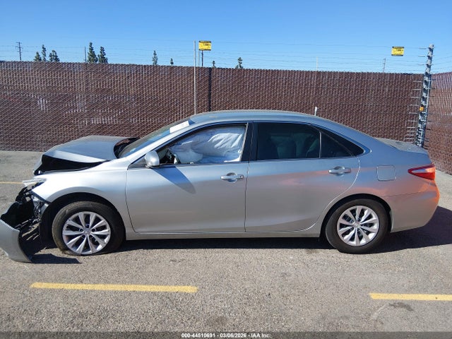 Toyota CAMRY LE 2015 4T4BF1FK6FR500186 Image 14