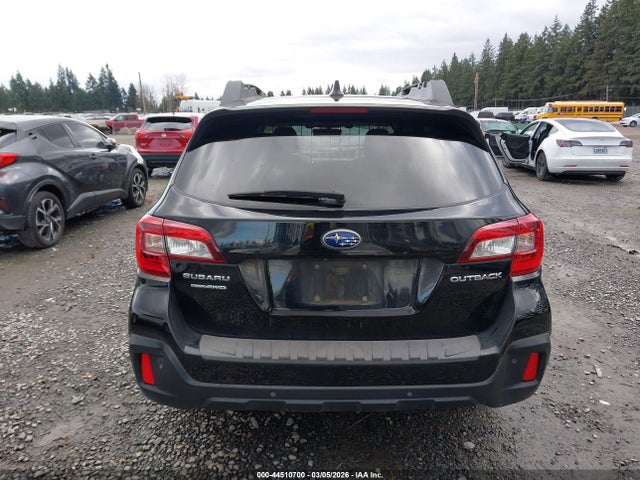 Продаж на аукціоні авто 2018 Subaru Outback 2.5i Limited, vin: 4S4BSANC5J3319076, номер лоту: 44510700