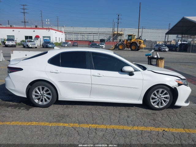 4T1C11AK3MU563103 Toyota CAMRY LE