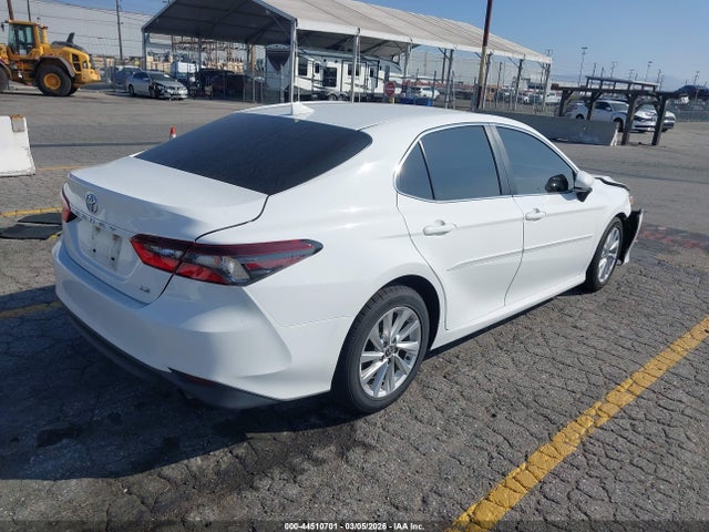 4T1C11AK3MU563103 Toyota CAMRY LE