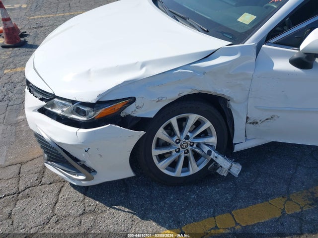 4T1C11AK3MU563103 Toyota CAMRY LE