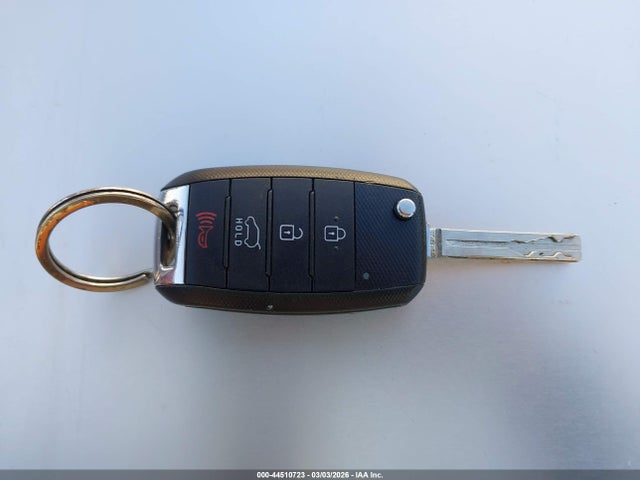 KIA Soul 2016 KNDJN2A2XG7292159 Image 11