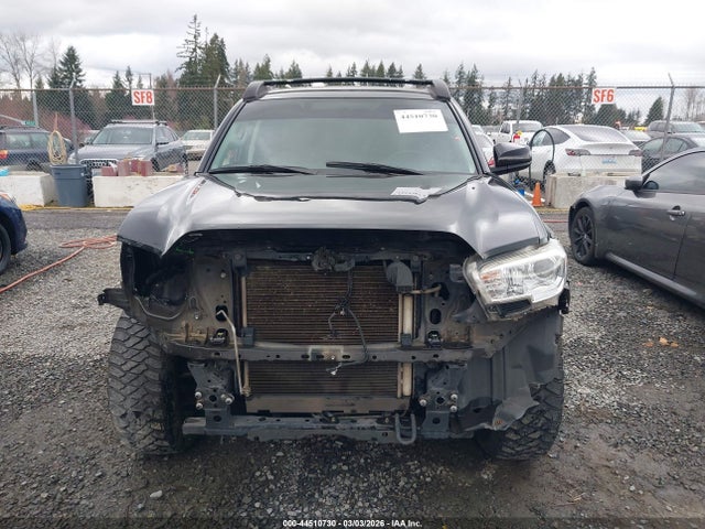 5TFAX5GN6HX100606 Toyota Tacoma Sr