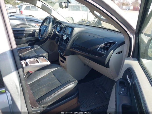 Продаж на аукціоні авто 2015 Chrysler Town & Country Touring, vin: 2C4RC1BG0FR529025, номер лоту: 44510738